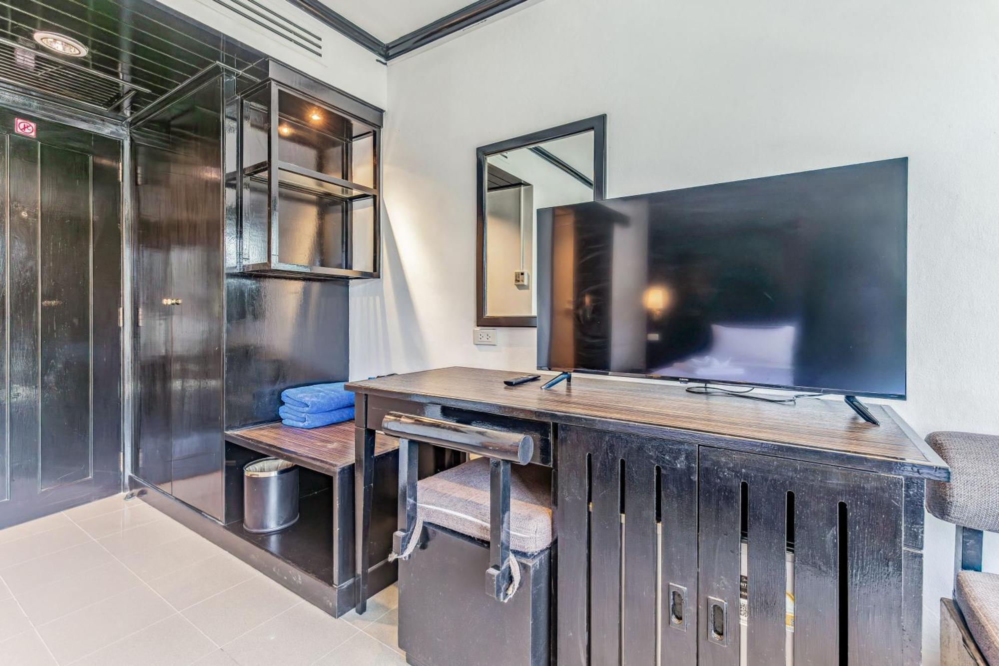 Rattana Beach Hotel Karon Room photo
