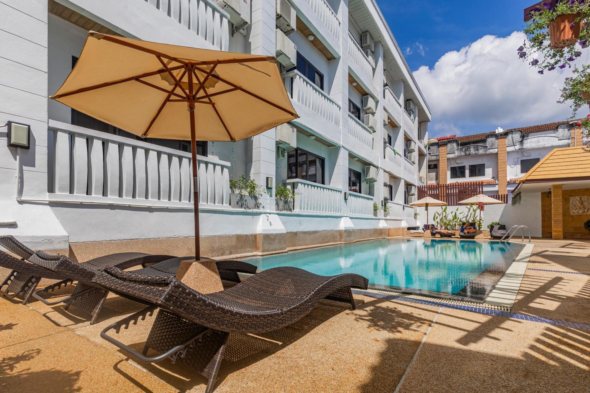 Rattana Beach Hotel Karon Exterior photo