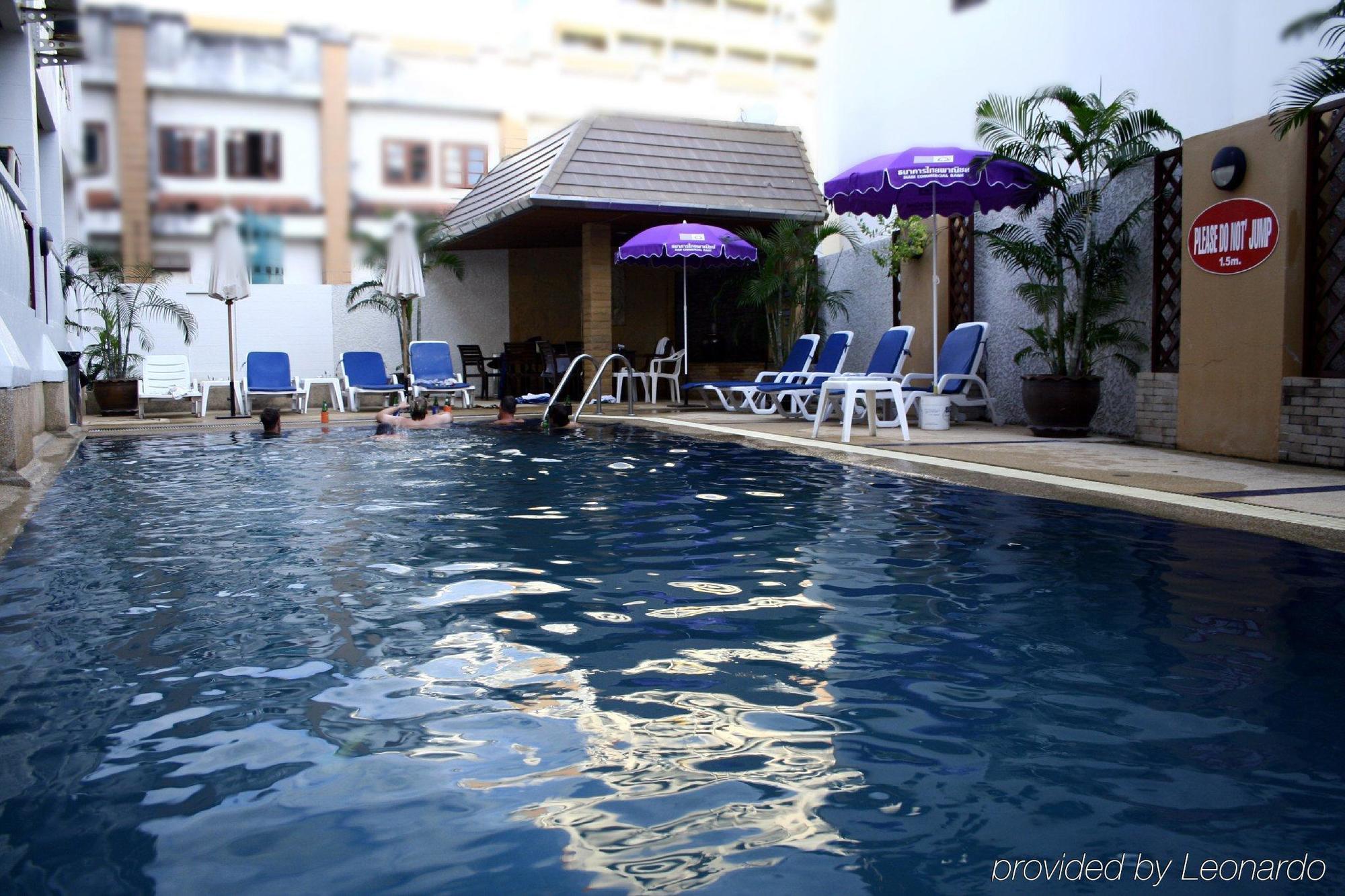 Rattana Beach Hotel Karon Exterior photo